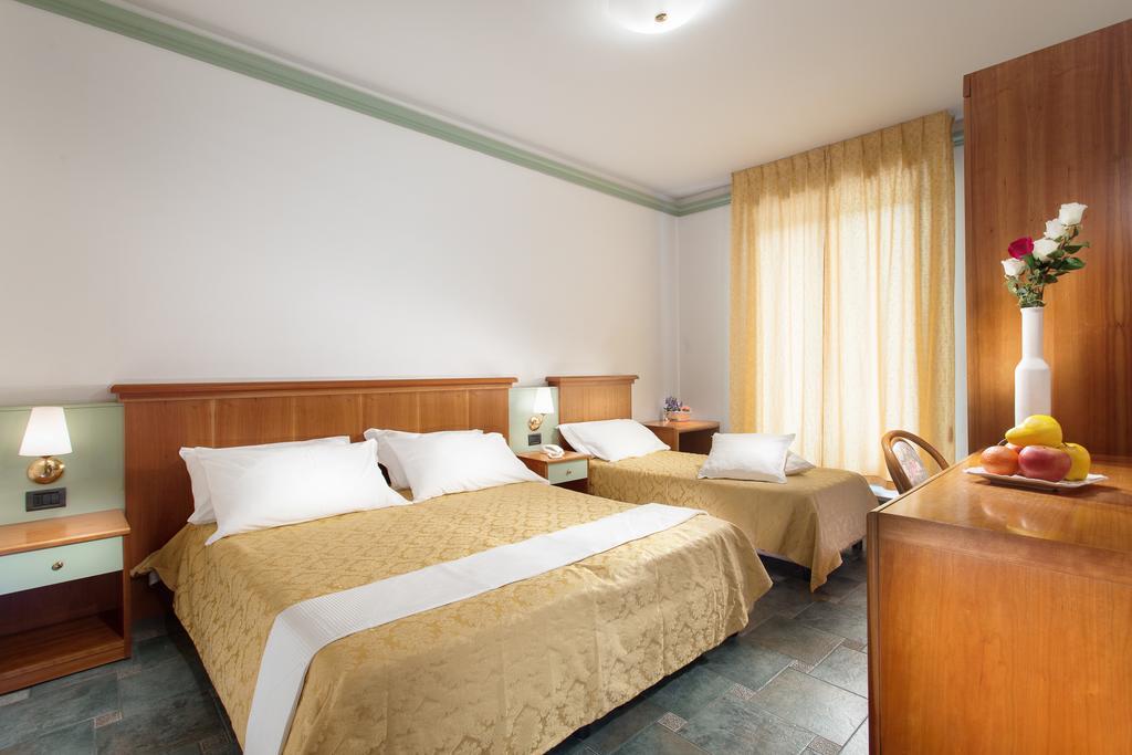 Hotel Zeus Cesenatico Rom bilde