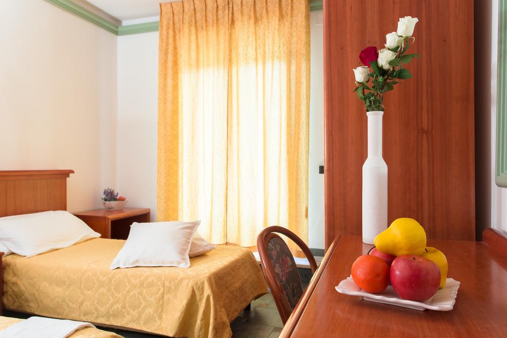 Hotel Zeus Cesenatico Eksteriør bilde