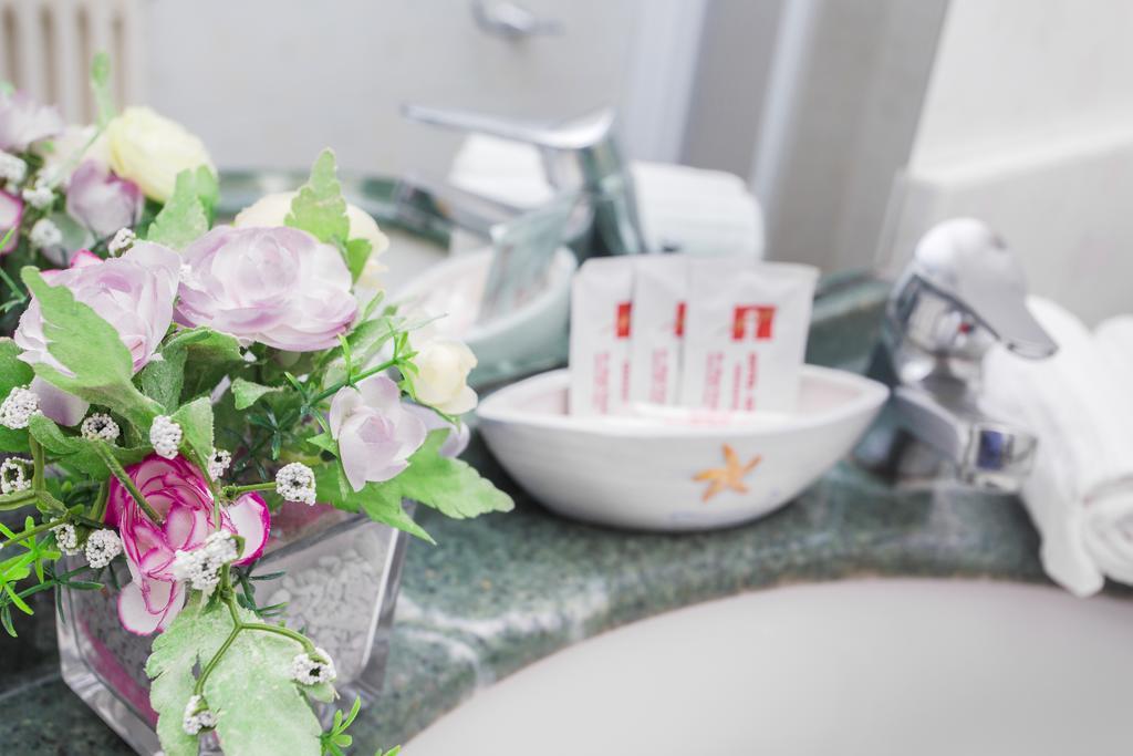 Hotel Zeus Cesenatico Eksteriør bilde